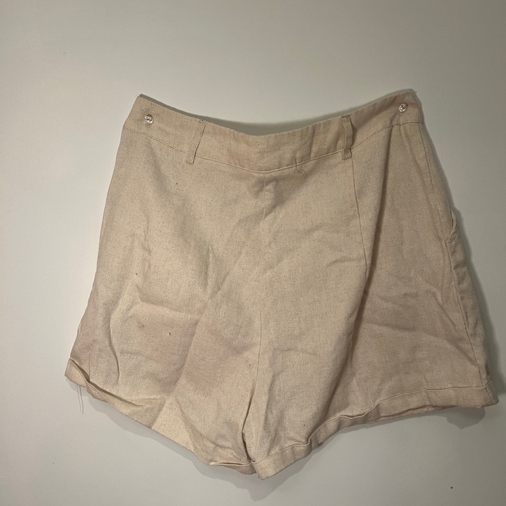 Shein khaki shorts